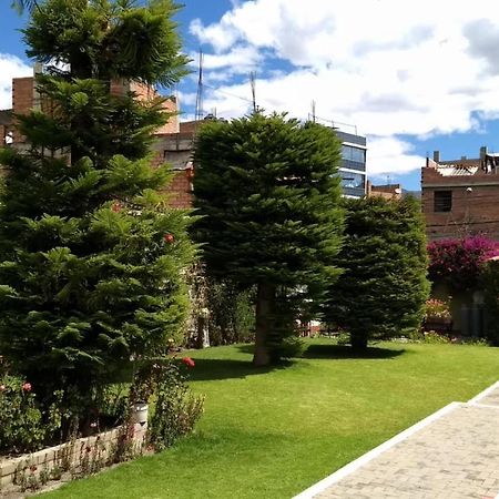 Hotel Colomba Уарас Экстерьер фото