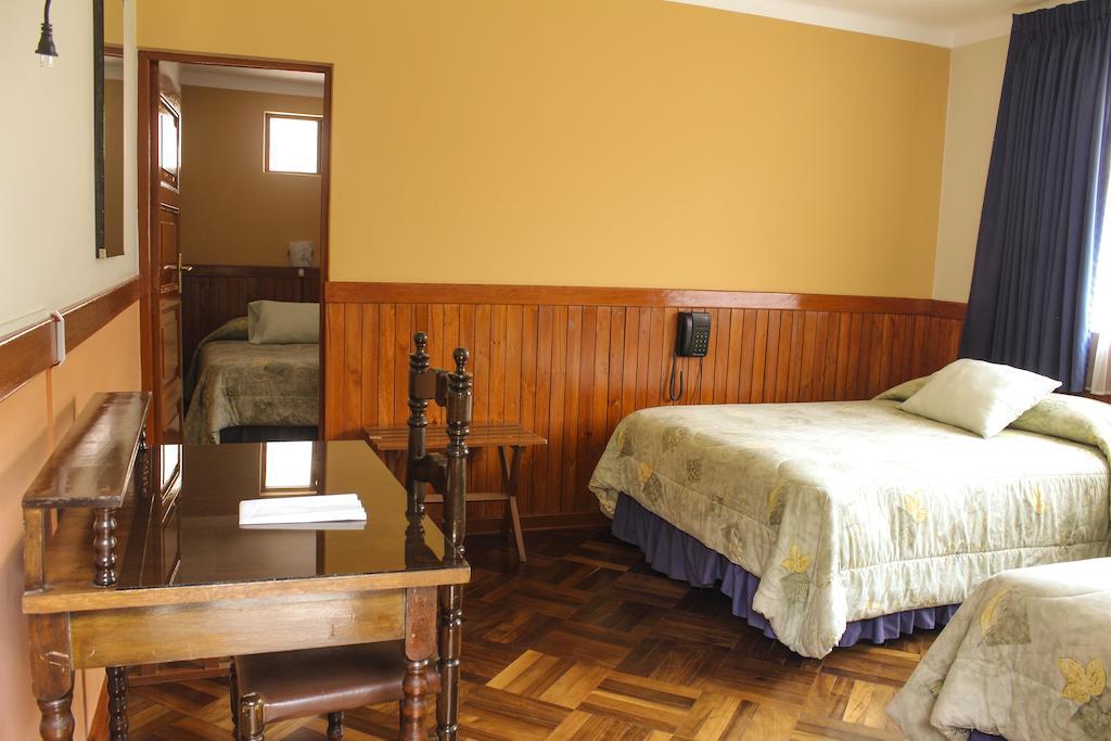Hotel Colomba Уарас Экстерьер фото