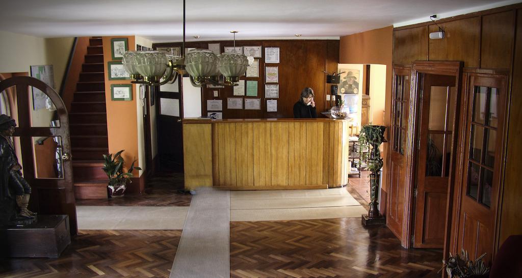 Hotel Colomba Уарас Экстерьер фото