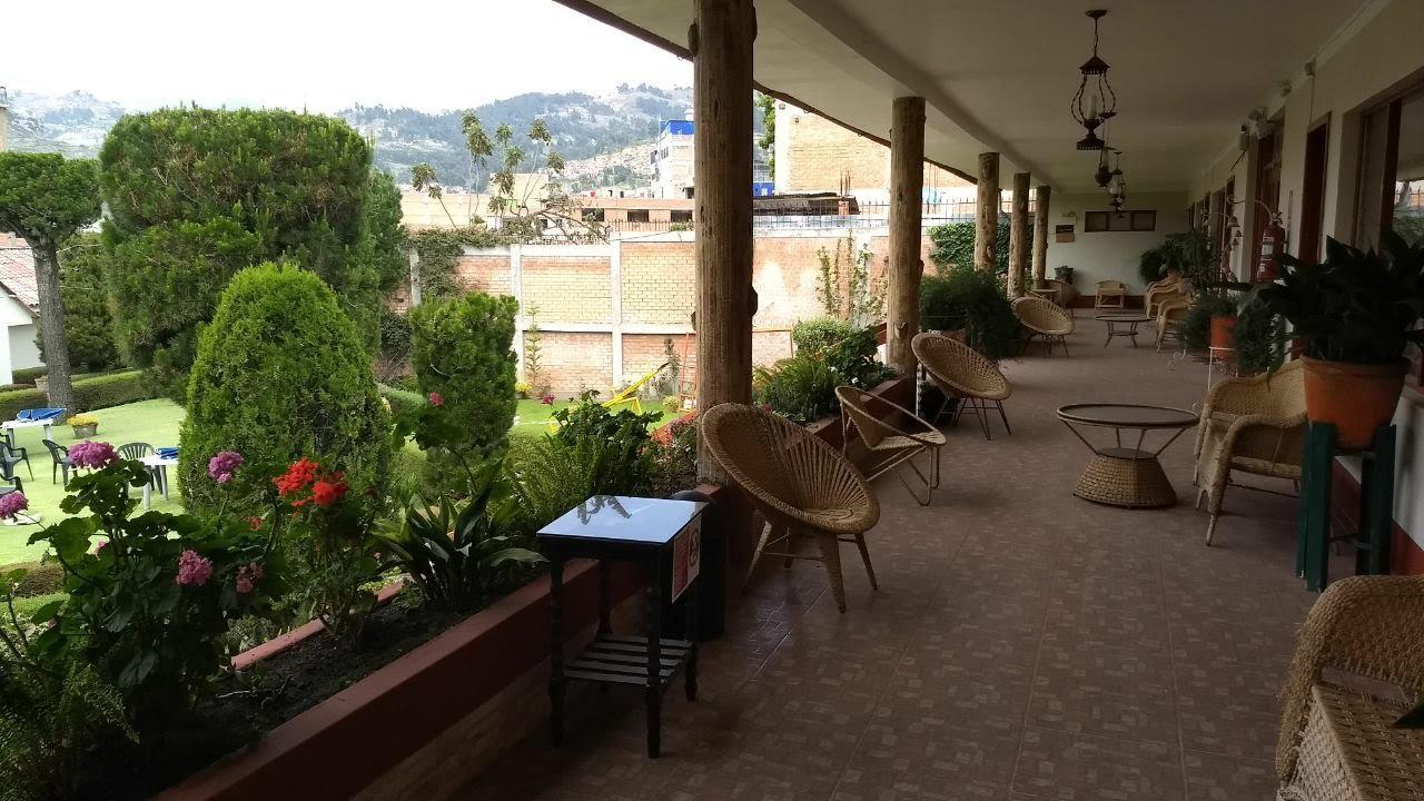 Hotel Colomba Уарас Экстерьер фото