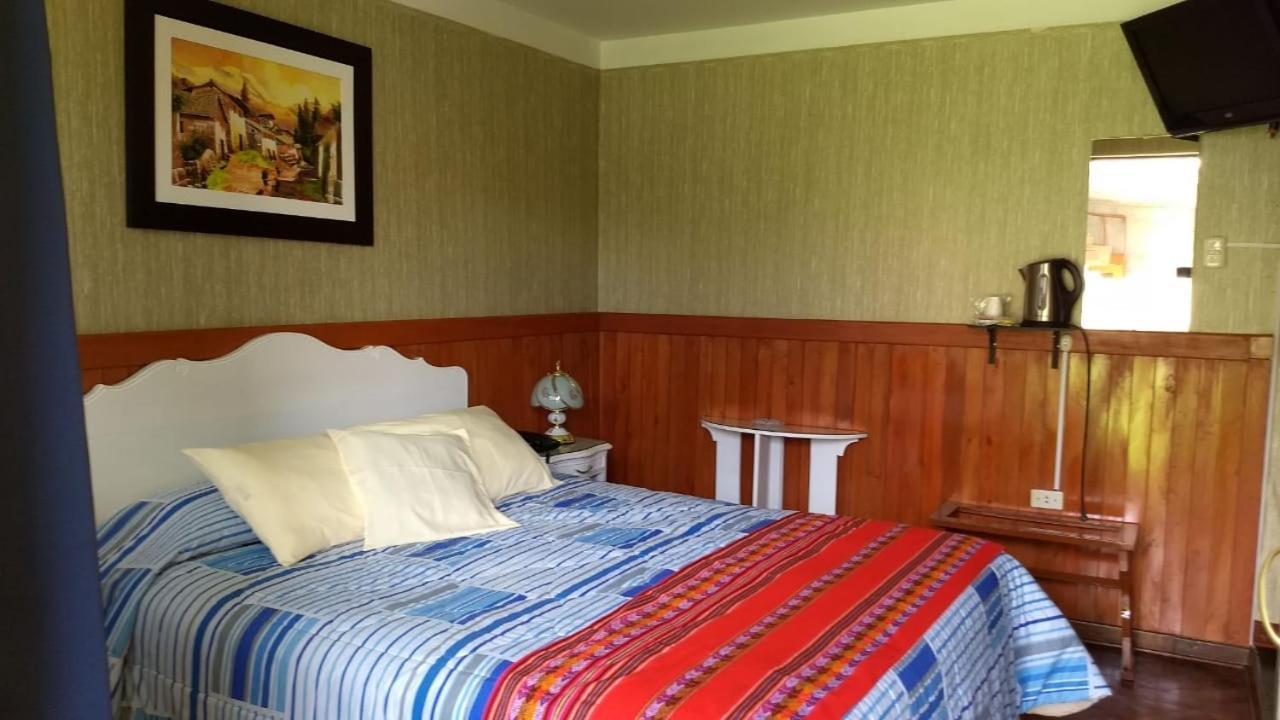 Hotel Colomba Уарас Экстерьер фото