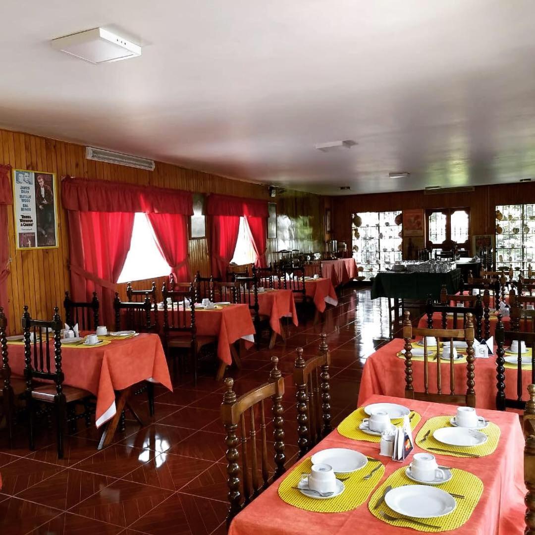 Hotel Colomba Уарас Экстерьер фото
