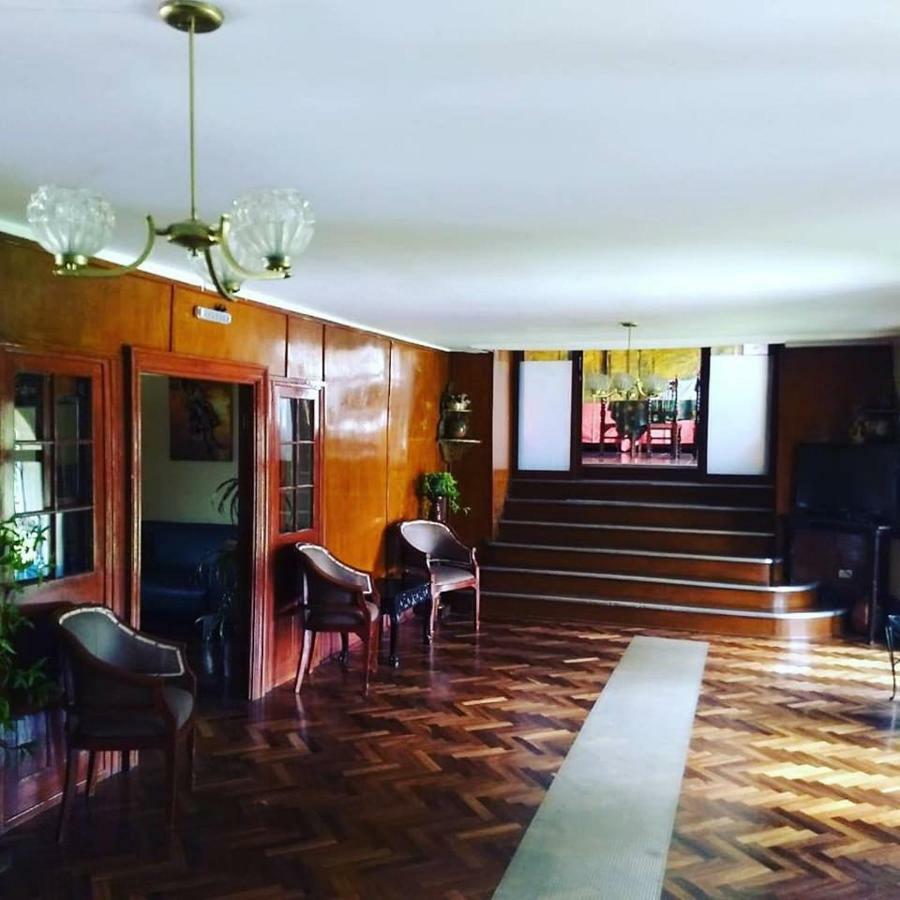 Hotel Colomba Уарас Экстерьер фото